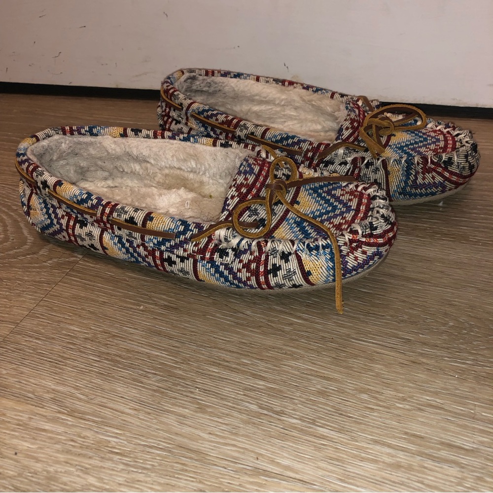 Minne Tonka ladies slippers size 7